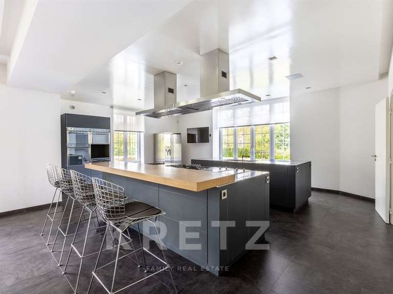 Propriété Valenciennes - 6 chambres - 870m²