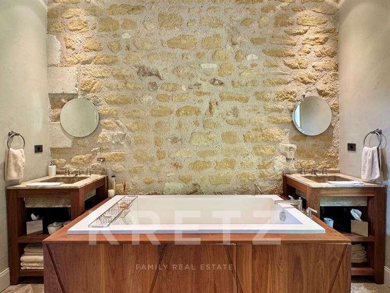 Propriété Chinon - 7 chambres - 330m²