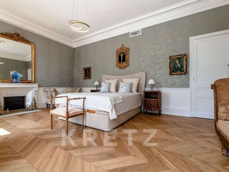 Propriété Saint-Estèphe - 8 chambres - 600m²
