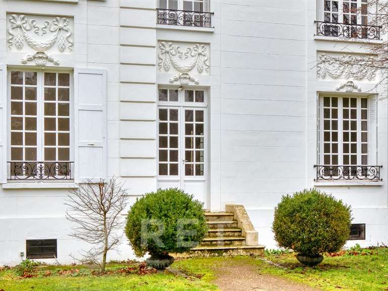 Propriété Évreux - 7 chambres - 400m²
