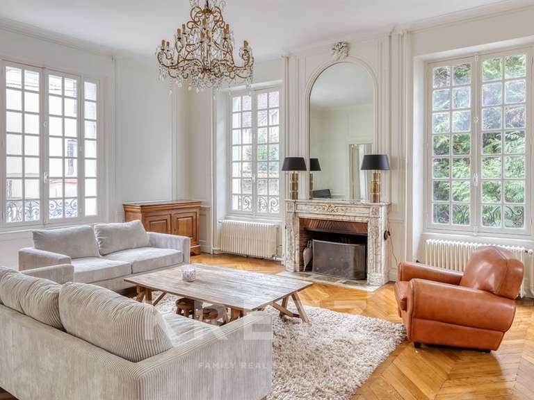 Propriété Évreux - 7 chambres - 400m²