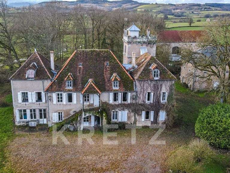 Propriété Autun - 10 chambres - 515m²