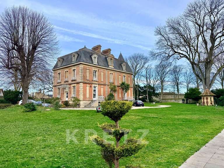 Propriété avec Vue sur mer Luc-sur-Mer - 5 chambres - 400m²