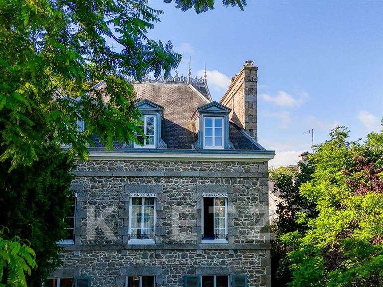 Propriété Dinan - 6 chambres - 240m²