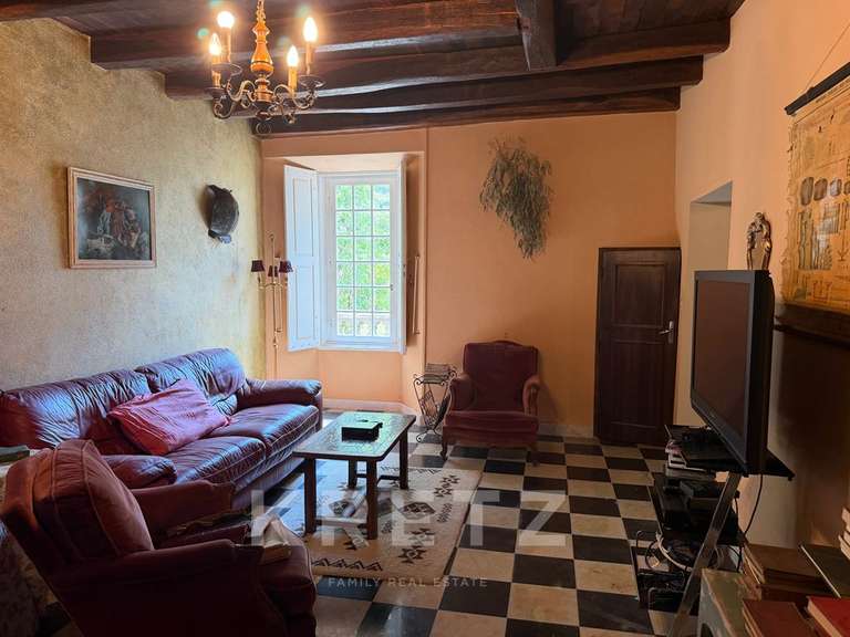 Propriété Fontenille-Saint-Martin-d'Entraigues - 350m²