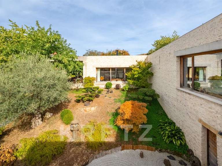 Propriété Montigny-Mornay-Villeneuve-sur-Vingeanne - 3 chambres - 400m²