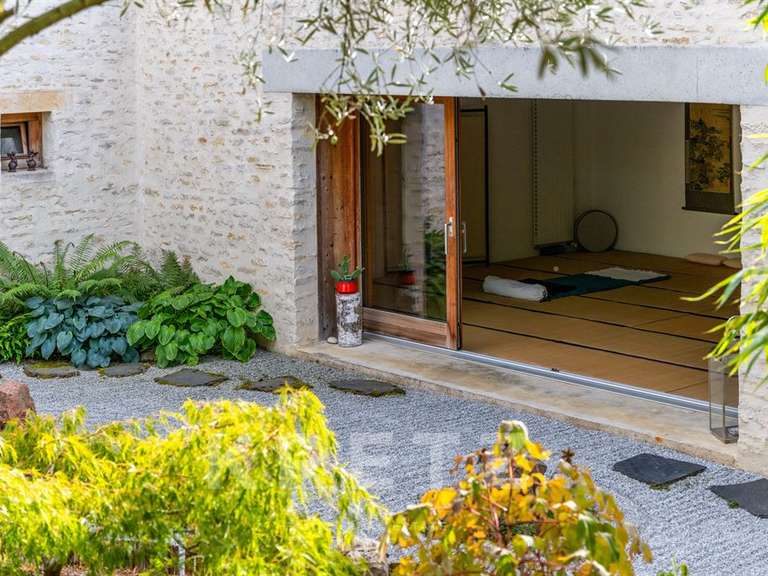 Propriété Montigny-Mornay-Villeneuve-sur-Vingeanne - 3 chambres - 400m²