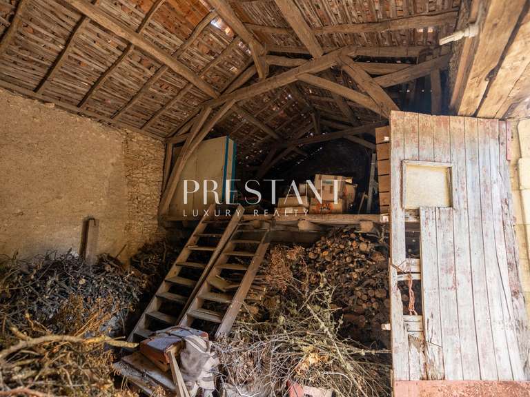 Propriété Villamblard - 8 chambres - 497m²