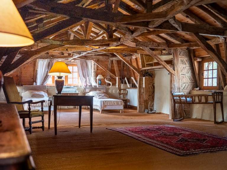 Propriété Villamblard - 8 chambres - 497m²