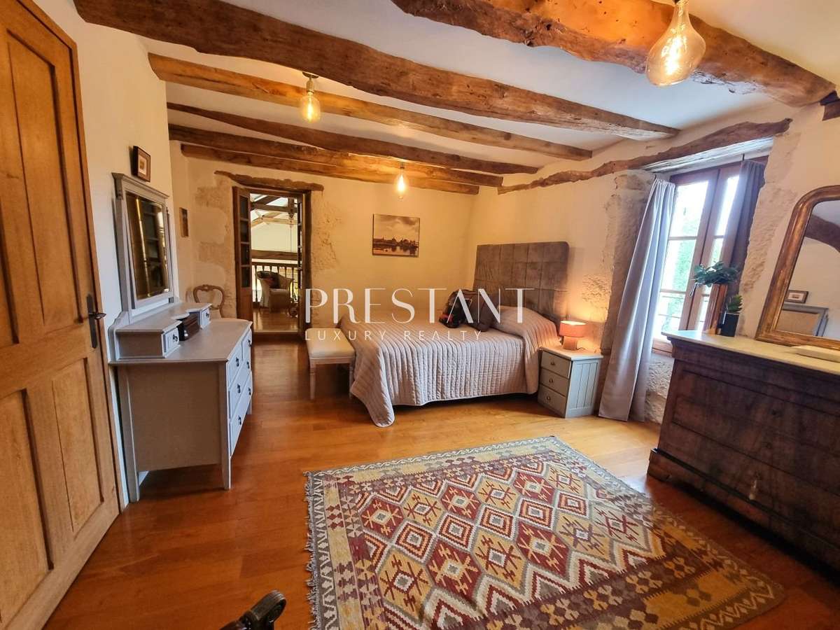 Property Sainte-Alvère