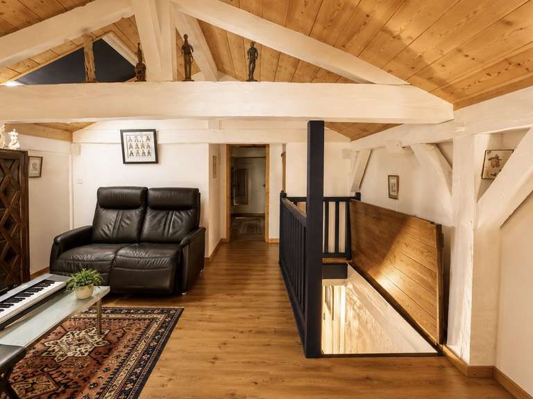 Propriété Léon - 7 chambres - 301m²