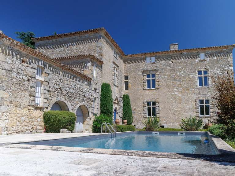 Propriété Condom - 3 chambres - 280m²