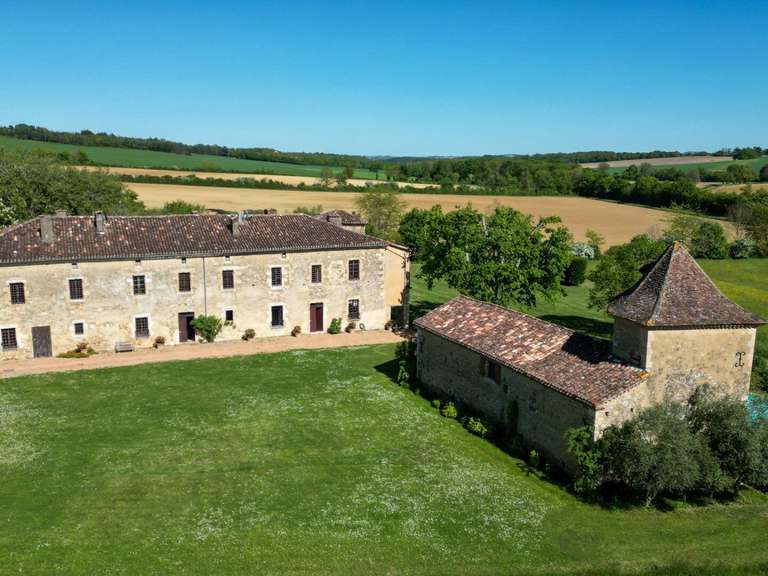 Propriété Lectoure - 10 chambres - 600m²