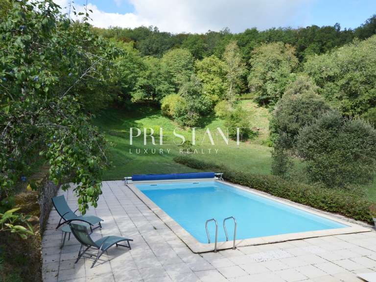 Propriété Sarlat-la-Canéda - 4 chambres - 180m²