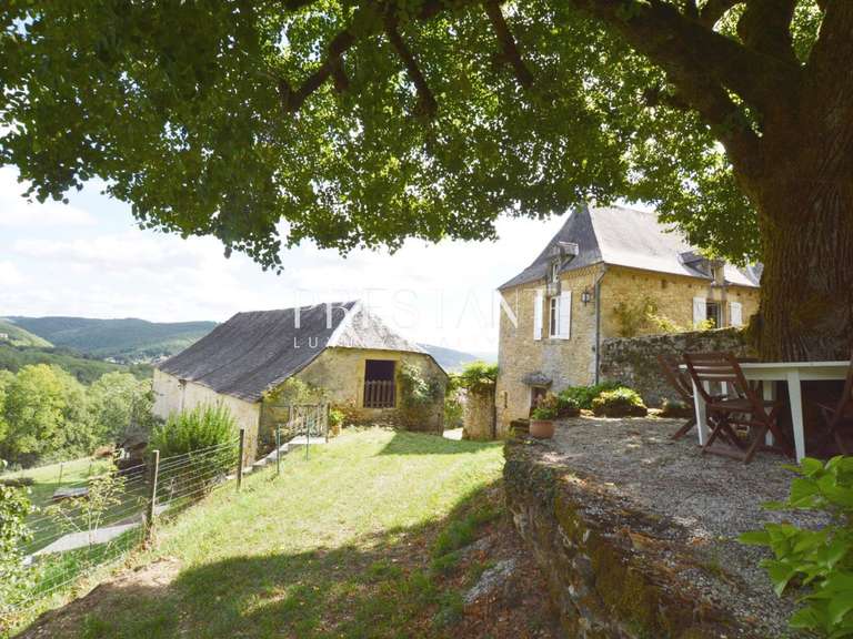 Propriété Sarlat-la-Canéda - 4 chambres - 180m²