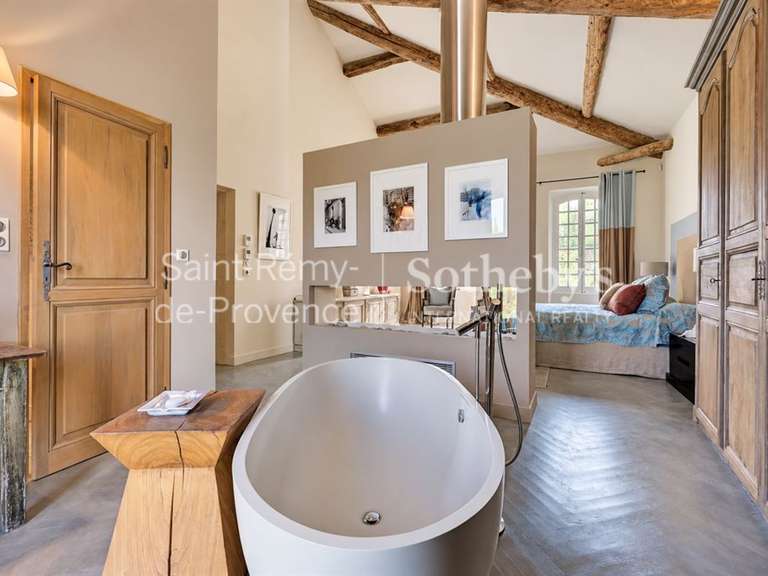 Propriété Saint-Rémy-de-Provence - 5 chambres - 300m²