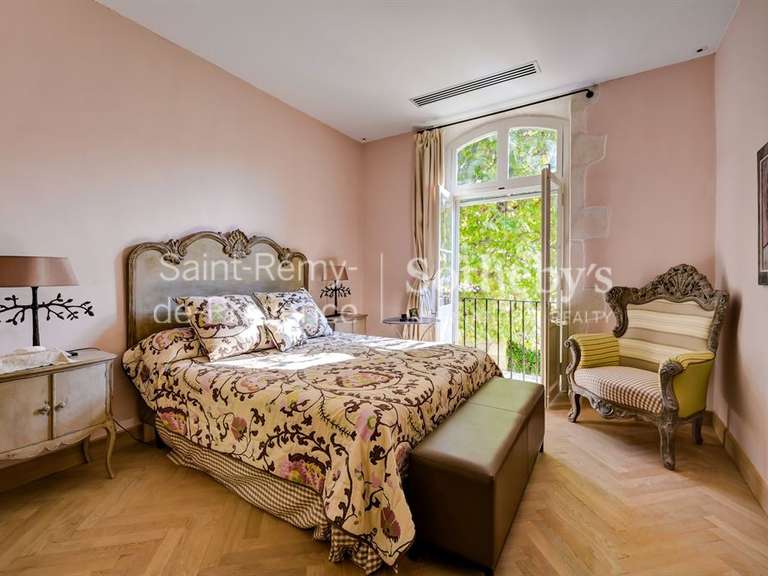 Propriété Saint-Rémy-de-Provence - 5 chambres - 300m²