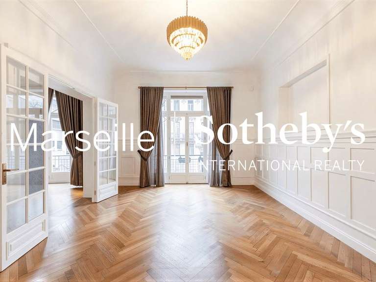 Appartement Marseille 8e - 5 chambres - 324m²