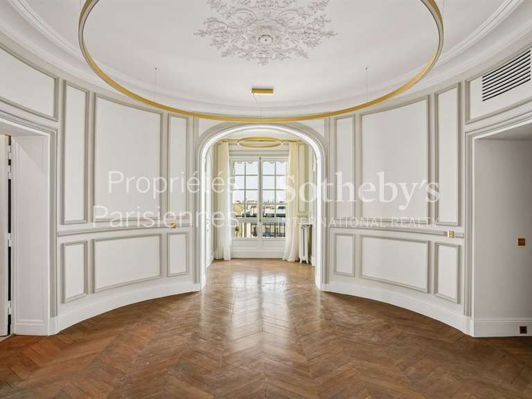 Appartement Paris 16e - 6 chambres - 311m²