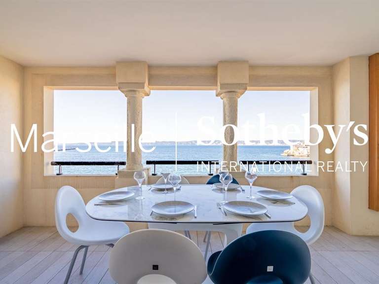 Apartment with Sea view Marseille 7e - 3 bedrooms - 107m²