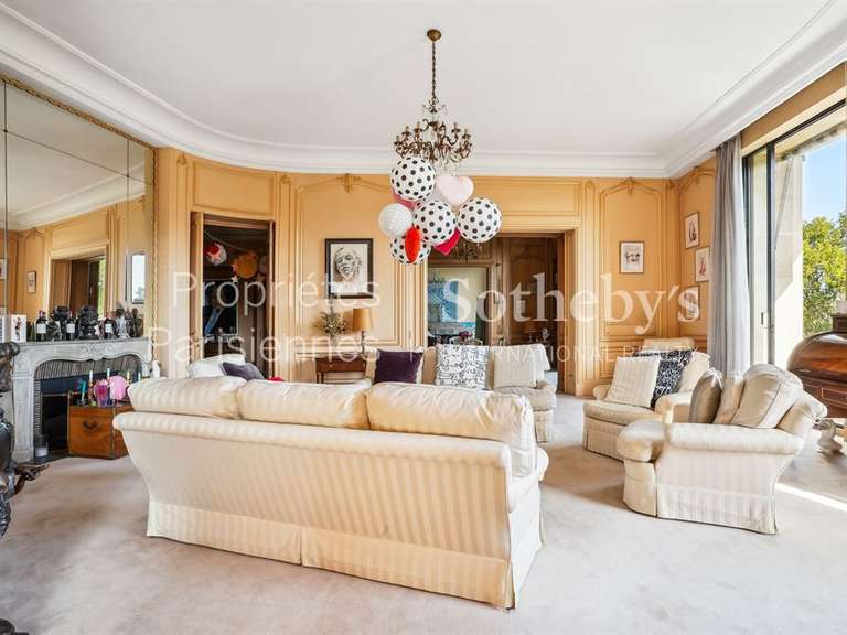 Appartement Paris 16e - 3 chambres - 403m²