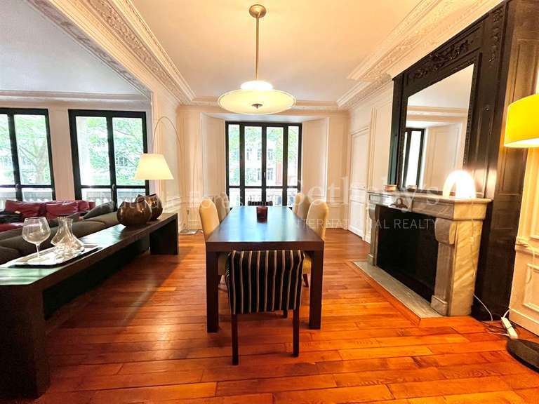 Appartement Lille - 3 chambres - 204m²