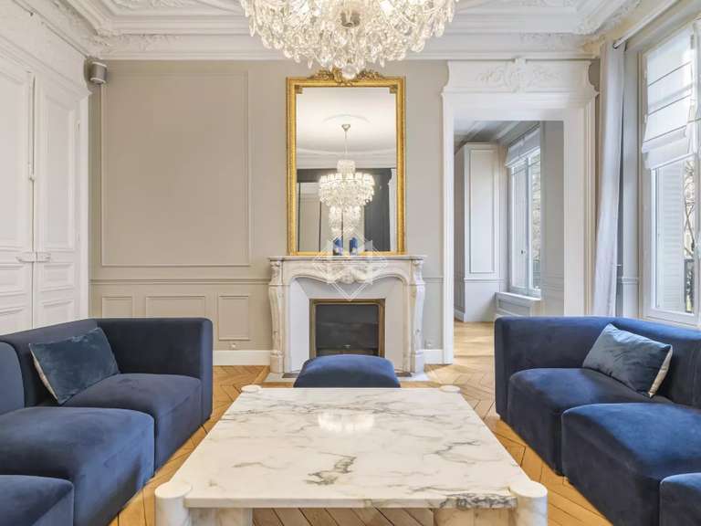 Appartement Paris 16e - 3 chambres - 154m²