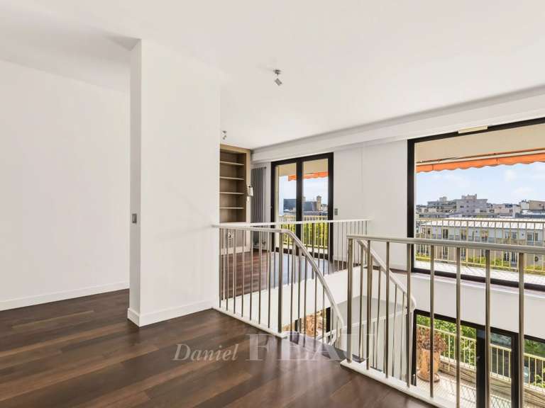 Appartement Neuilly-sur-Seine - 3 chambres - 207m²