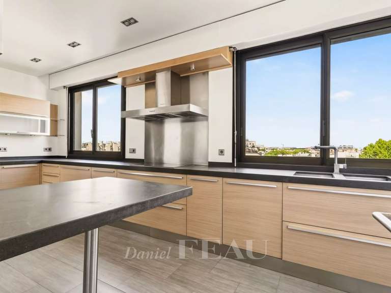 Appartement Neuilly-sur-Seine - 3 chambres - 207m²