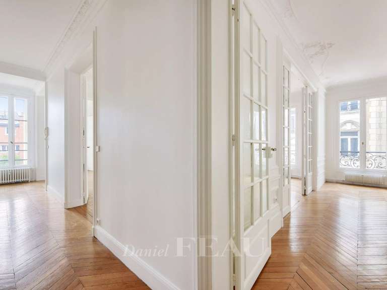 Appartement Paris 17e - 3 chambres - 161m²