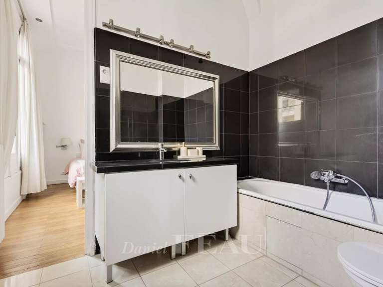 Appartement Paris 16e - 3 chambres - 238m²
