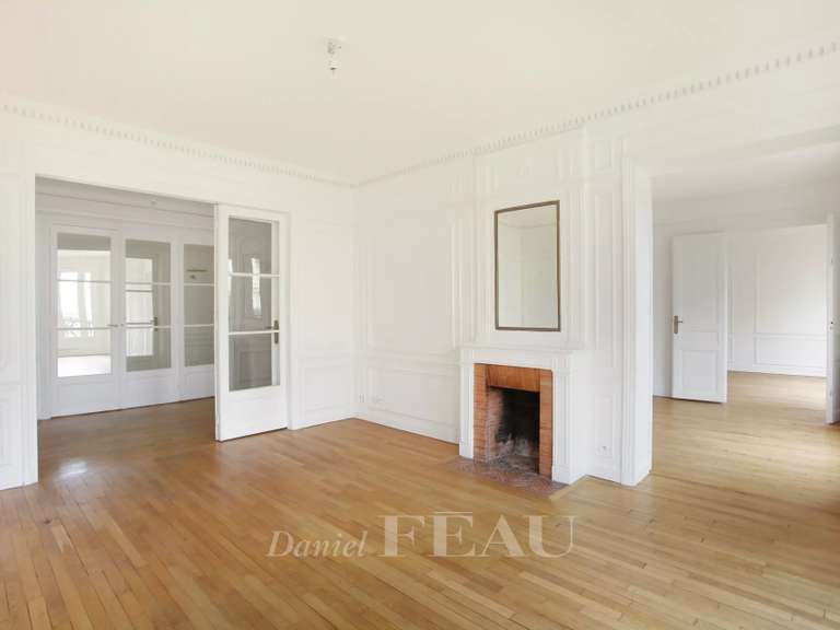 Appartement Paris 15e - 3 chambres - 155m²