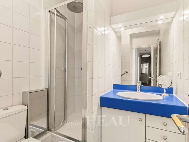 Appartement Paris 7e - 3 chambres - 117m²