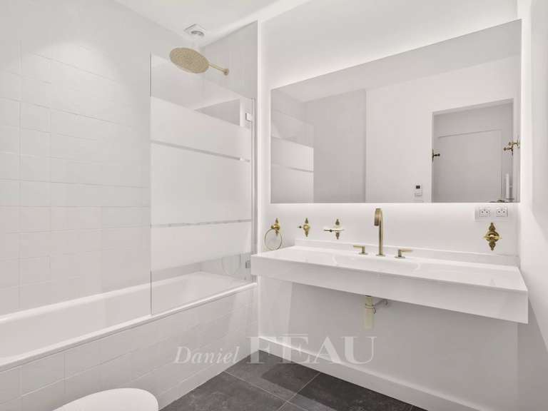 Appartement Paris 7e - 3 chambres - 172m²