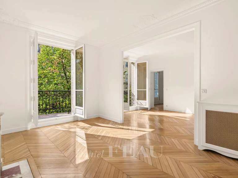 Appartement Paris 7e - 3 chambres - 131m²