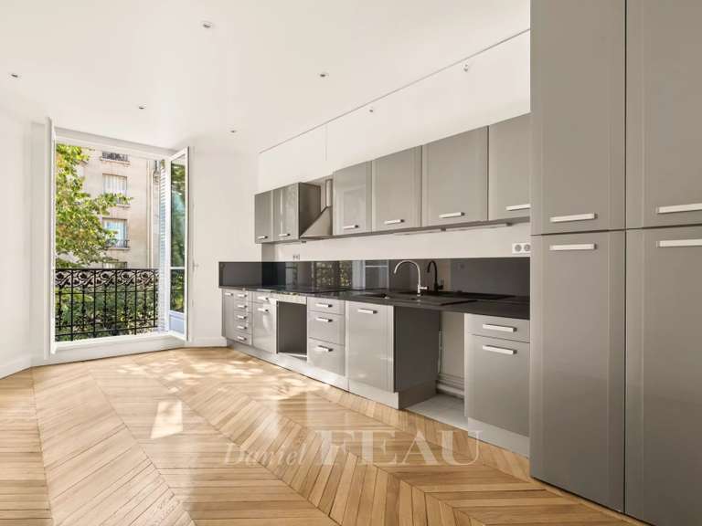 Appartement Paris 7e - 3 chambres - 131m²