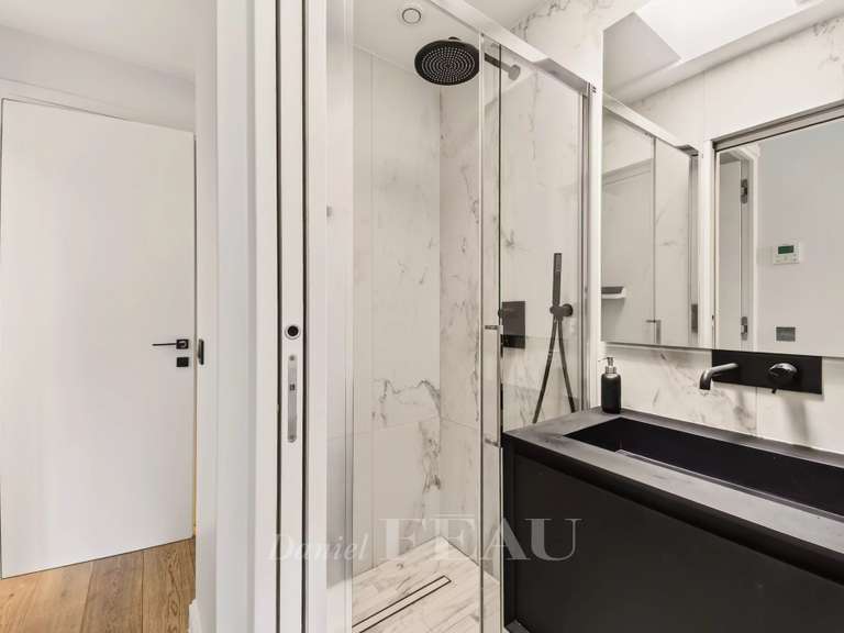 Appartement Paris 7e - 2 chambres - 87m²