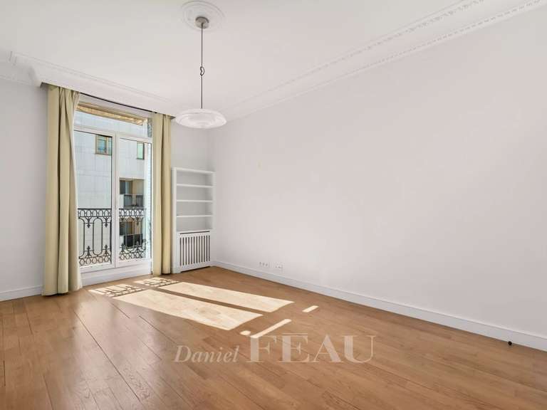 Appartement Paris 7e - 5 chambres - 246m²