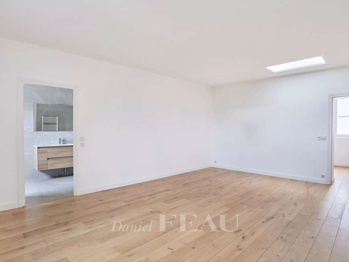 Apartment Paris 16e