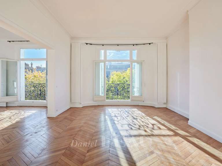 Appartement Paris 16e - 5 chambres - 361m²