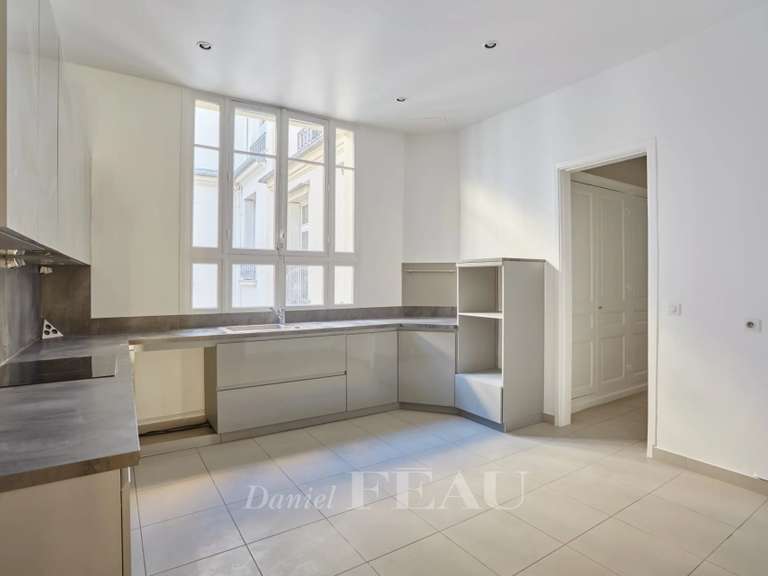 Appartement Paris 16e - 5 chambres - 361m²