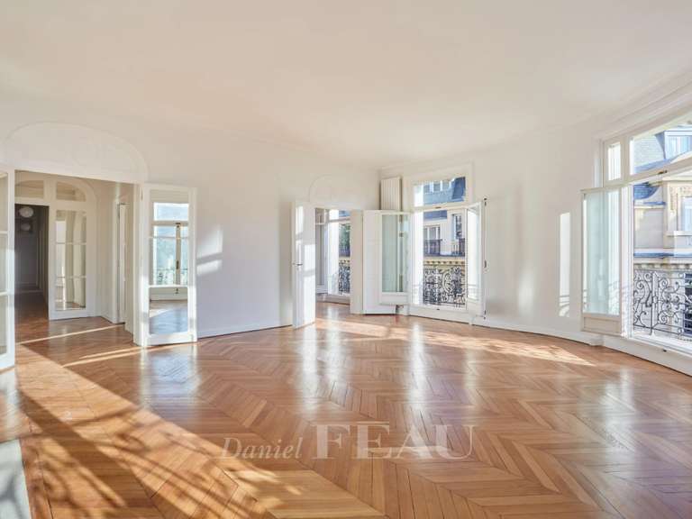 Appartement Paris 16e - 5 chambres - 361m²