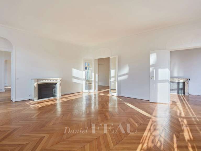 Appartement Paris 16e - 5 chambres - 361m²