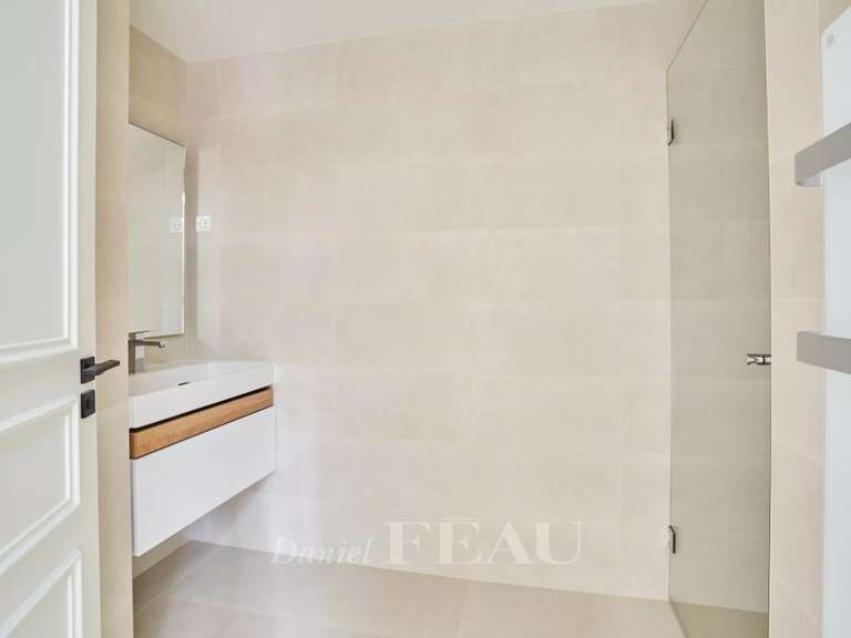 Appartement Paris 16e - 4 chambres - 286m²