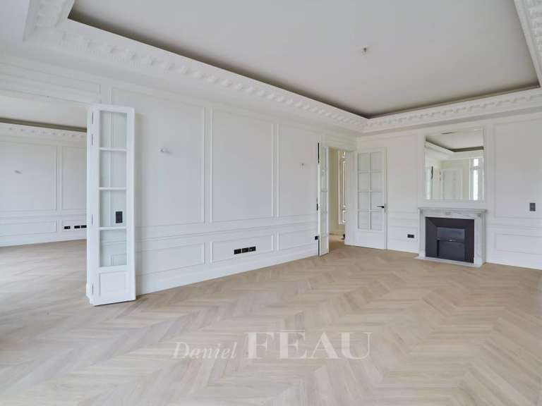 Appartement Paris 16e - 4 chambres - 286m²