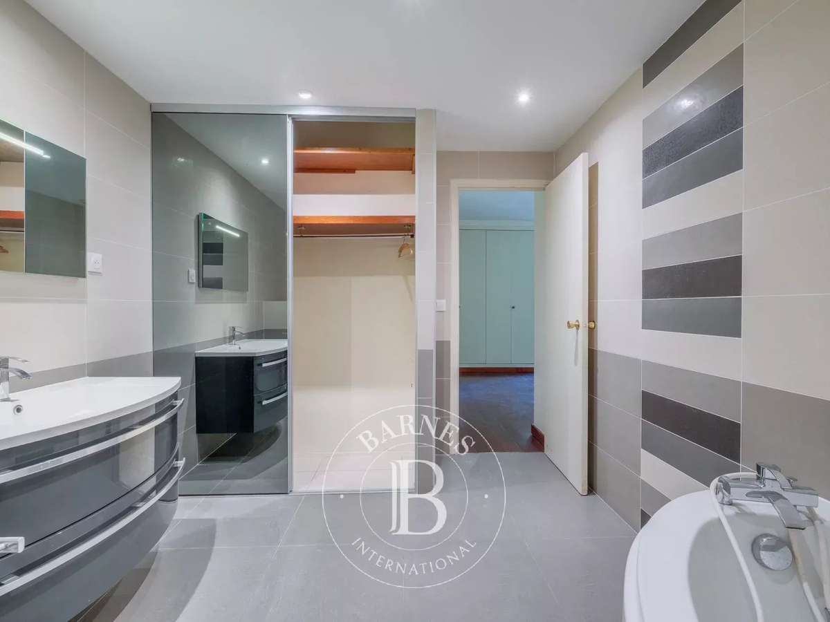 Apartment Marseille 7e