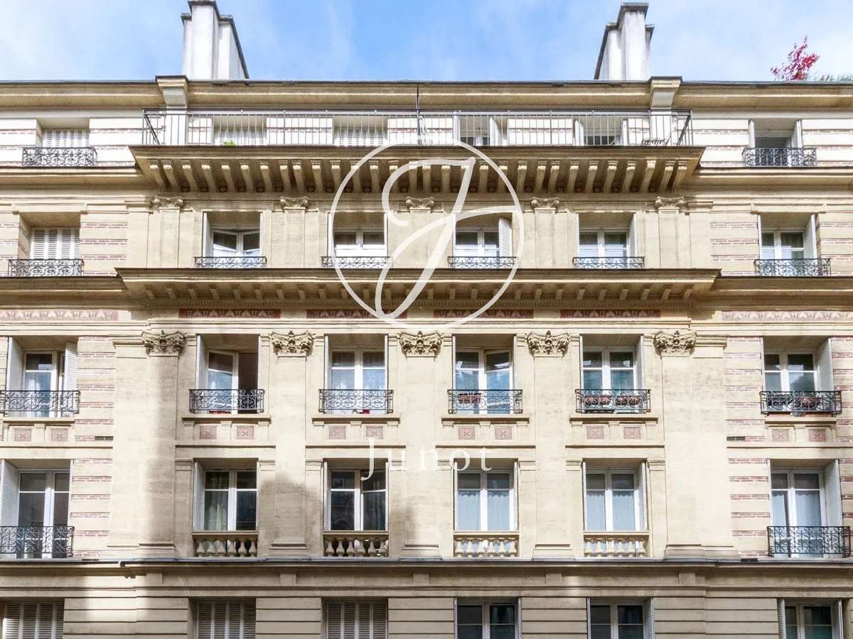 Apartment Paris 16e