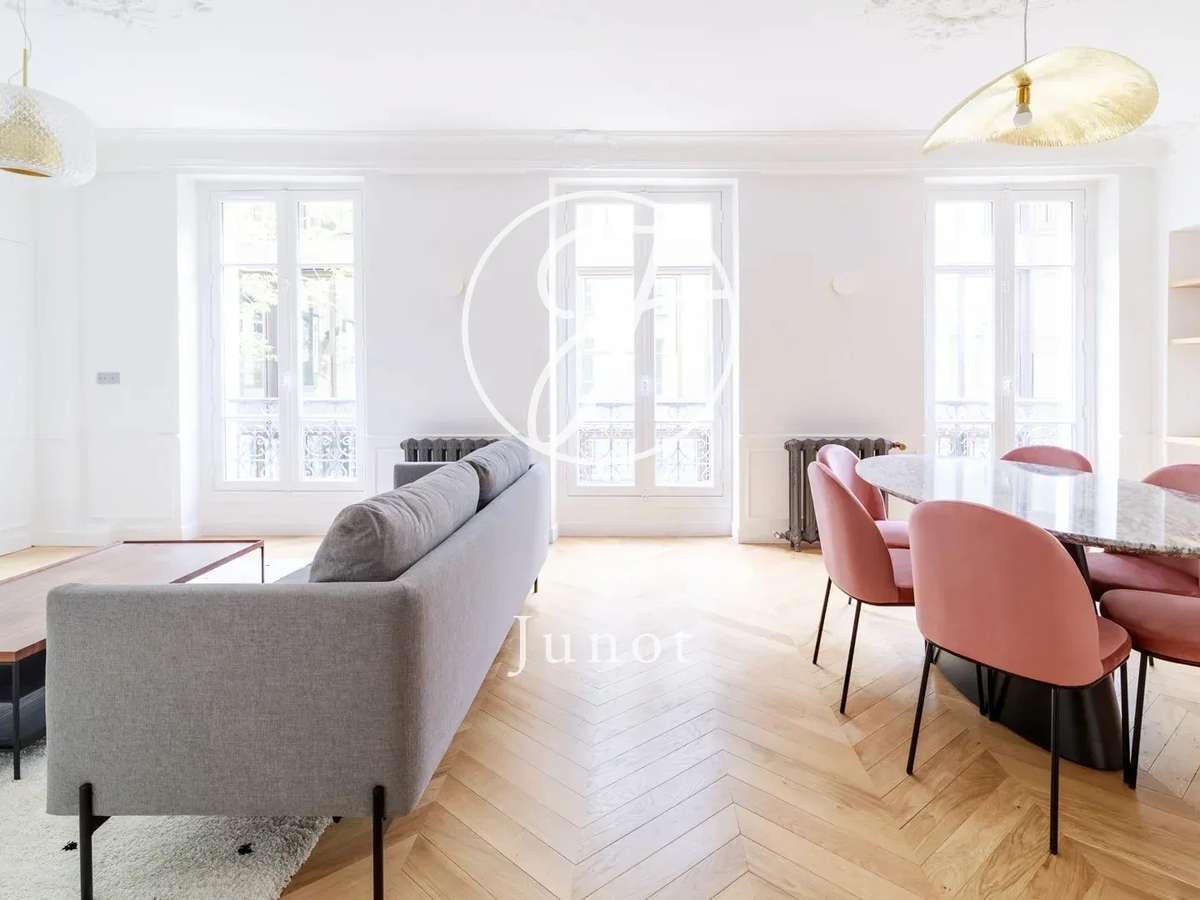 Apartment Paris 16e