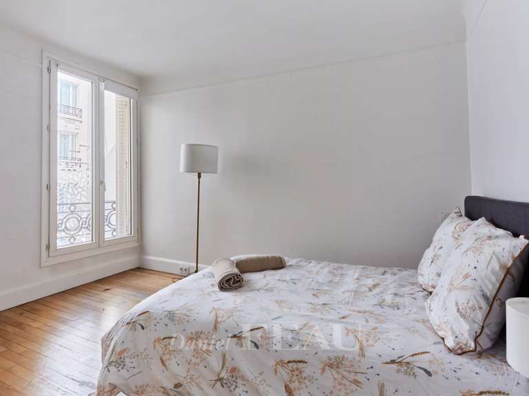 Appartement Paris 8e - 3 chambres - 126m²
