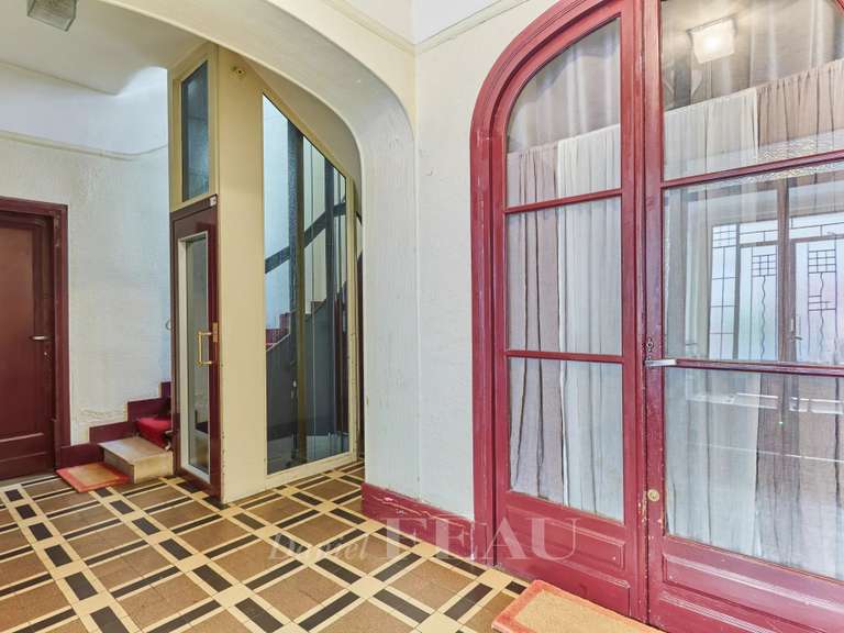 Appartement Paris 8e - 3 chambres - 126m²